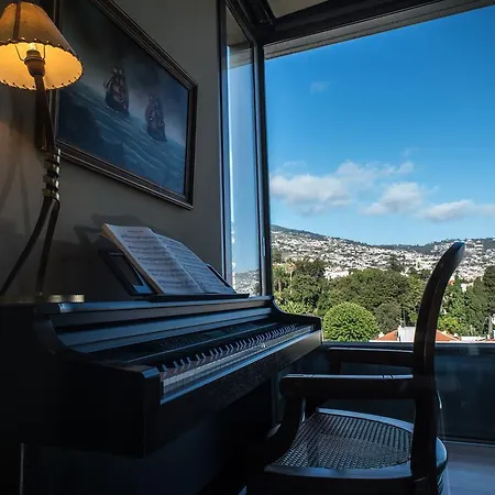 Arts In Penthouse Til Sol דירה