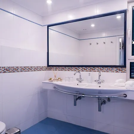 Arts In Penthouse Til Sol