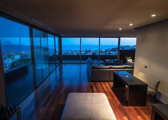 Arts In Penthouse Til Sol