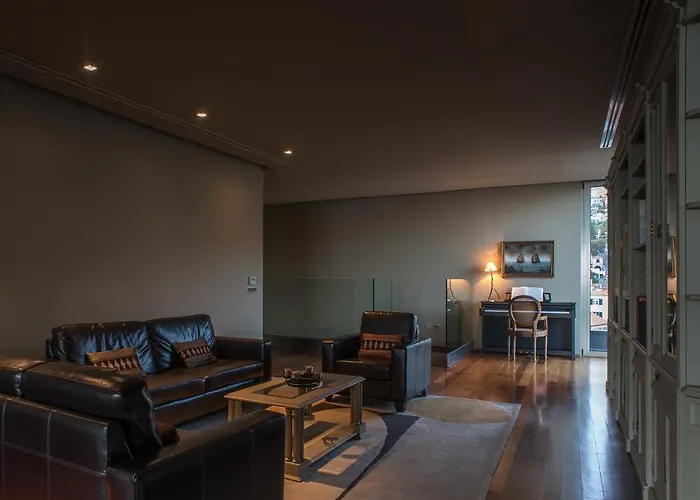 Arts In Penthouse Til Sol * フンシャル