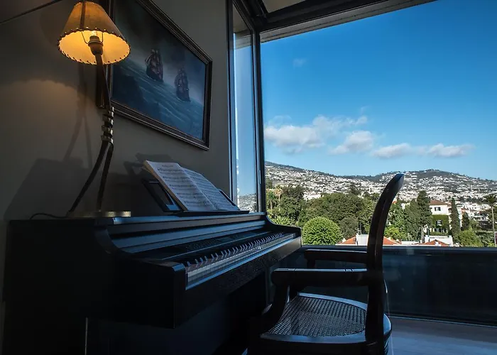 Arts In Penthouse Til Sol アパート