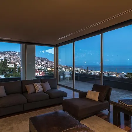 Arts In Penthouse Til Sol * Funchal (Madeira)