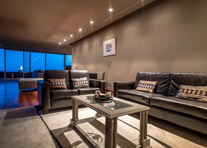 דירה Arts In Penthouse Til Sol *