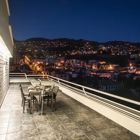 Arts In Penthouse Til Sol Apartment